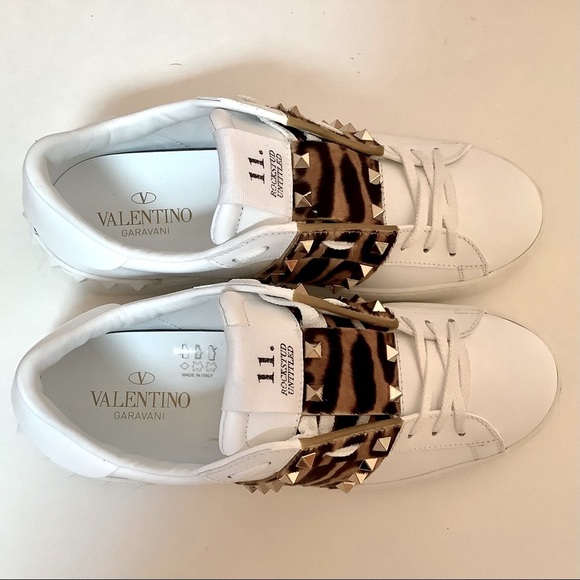 NIB Valentino Garavani Rockstud Untitled Leather & Haircalf Sneaker - Picture 8 of 13